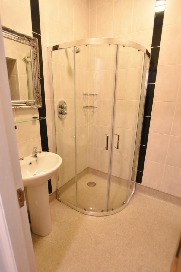 קילקני Lanigan'S Accommodation מראה חיצוני תמונה