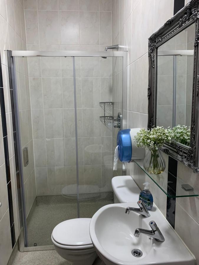 קילקני Lanigan'S Accommodation מראה חיצוני תמונה