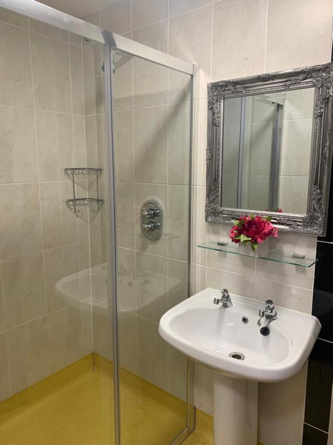 קילקני Lanigan'S Accommodation מראה חיצוני תמונה
